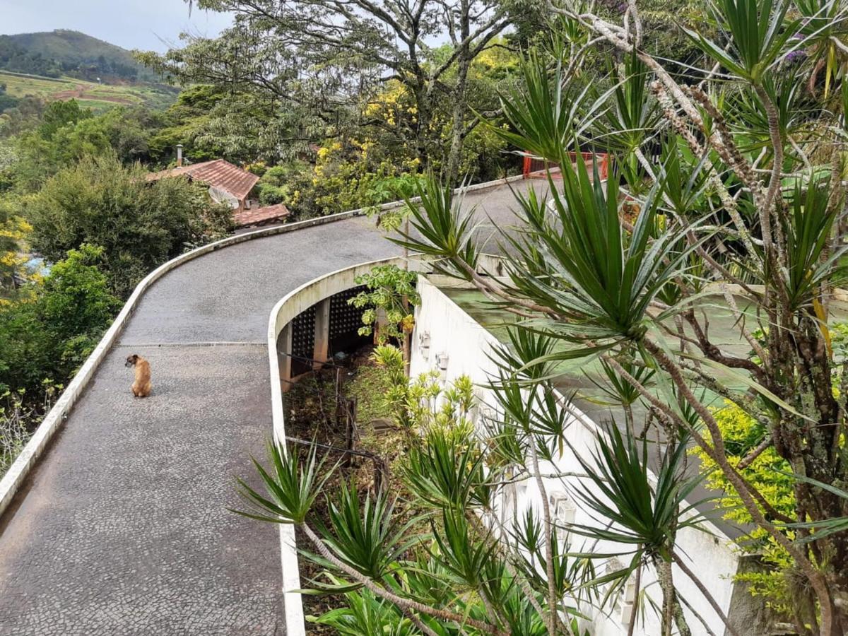 Pitaya Suites Cunha Exterior photo