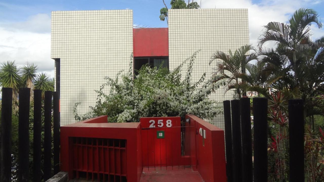 Pitaya Suites Cunha Exterior photo