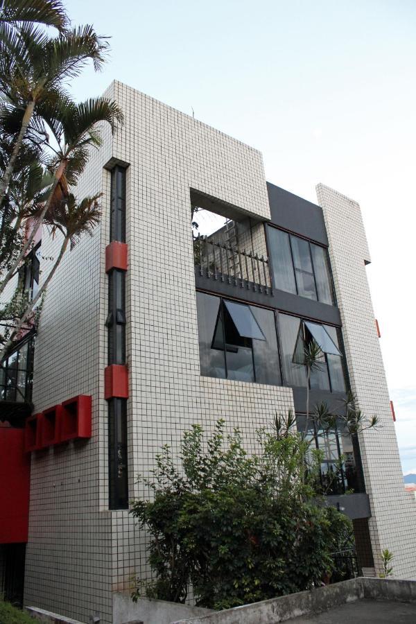Pitaya Suites Cunha Exterior photo